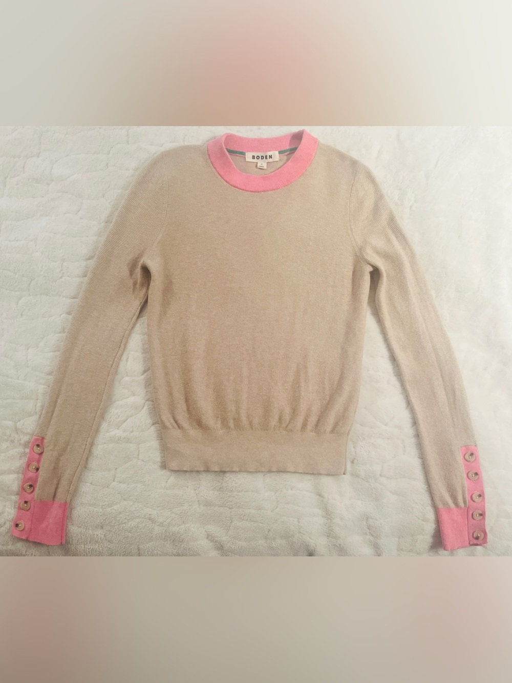 Boden Grace Colorblock Knit
Sweater Beige Pink Crewneck Button Cuff Sz.XS